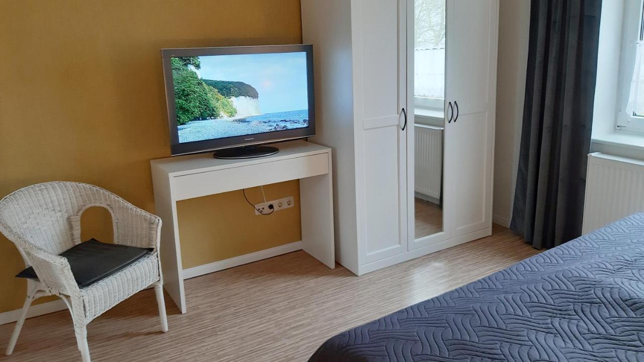Urlaub Auf Der Insel Ruegen Leilighet Bergen Auf Rugen Eksteriør bilde